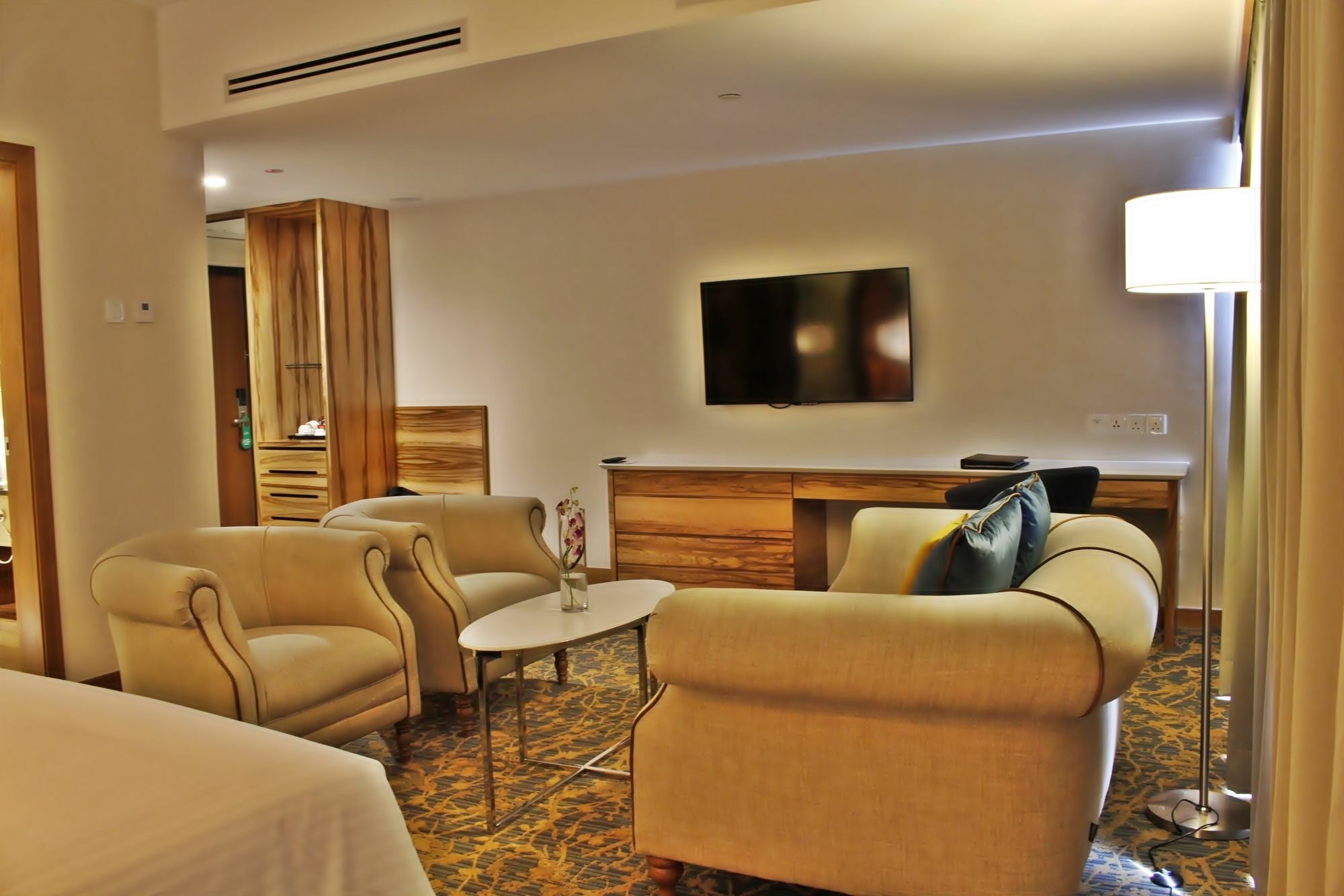Holiday Villa Johor Bahru City Centre מראה חיצוני תמונה